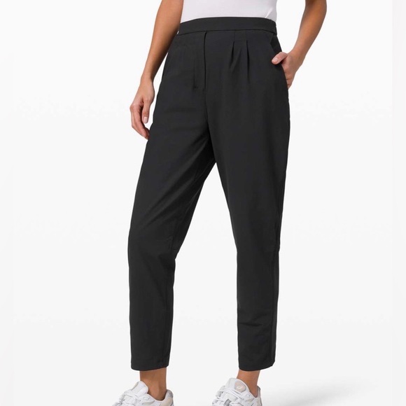 lululemon athletica Pants - Lululemon Women’s Essential High-Rise Trouser in Black Size 8 Like New